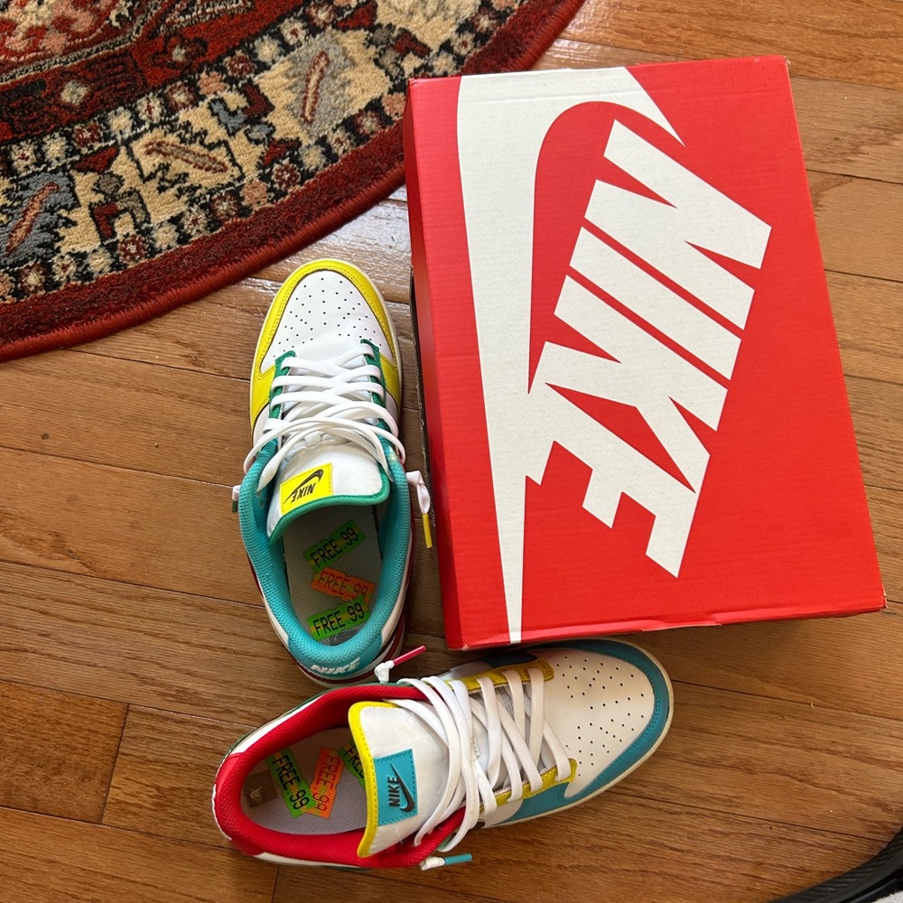 Nike Multicolor Sneakers with Box